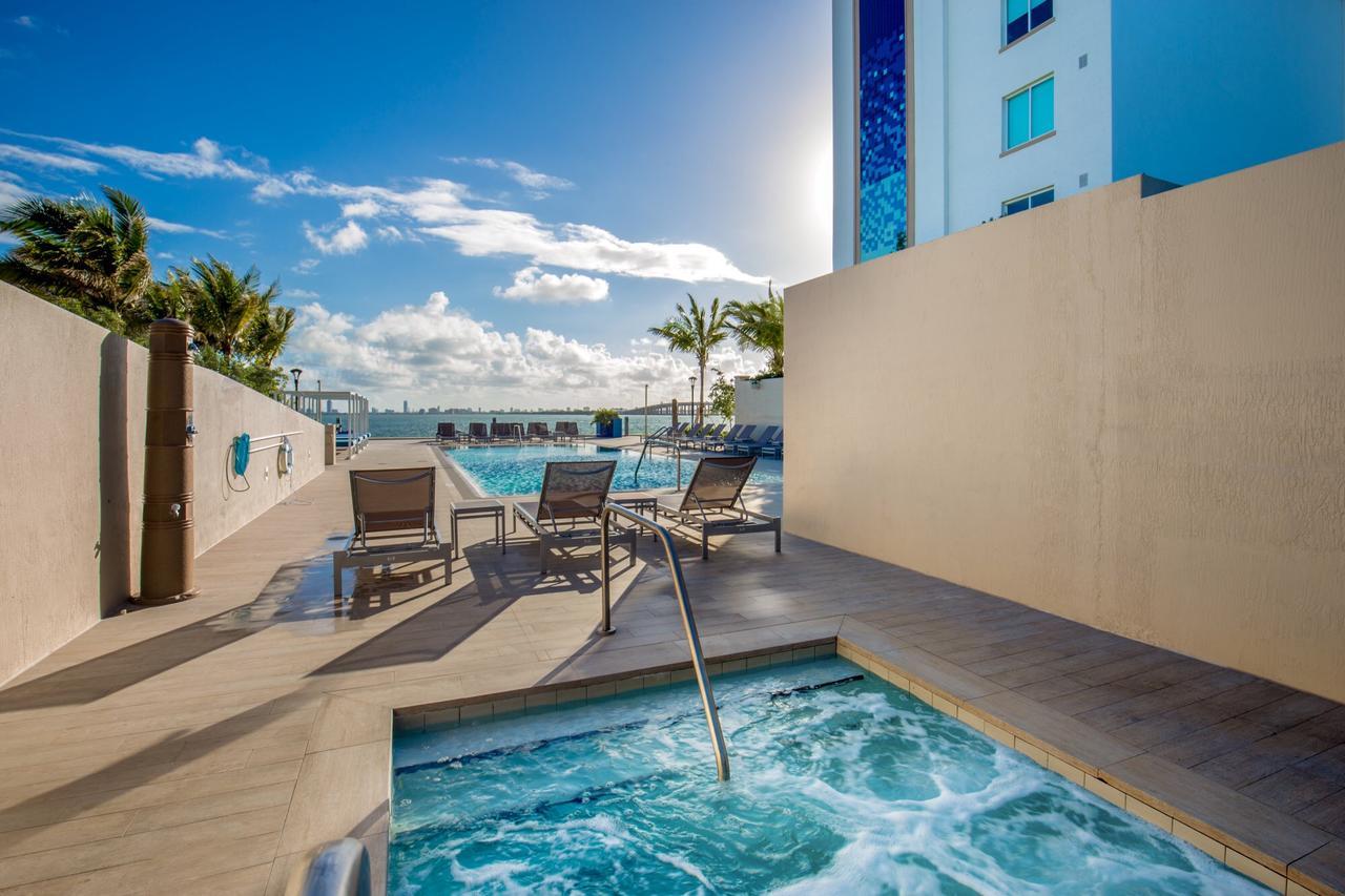 Mare Azur Design District Luxury Apartments Маями Екстериор снимка